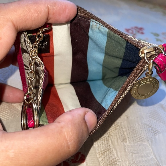 Vintage coach ID holder - Picture 5 of 6